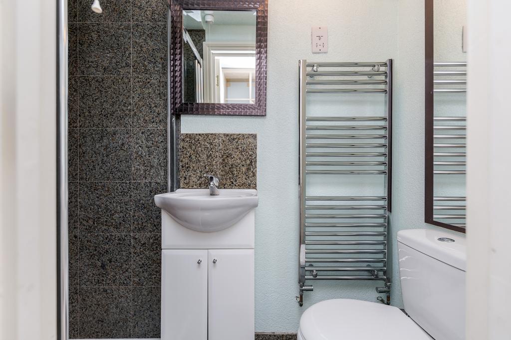 Watford General Suites מראה חיצוני תמונה