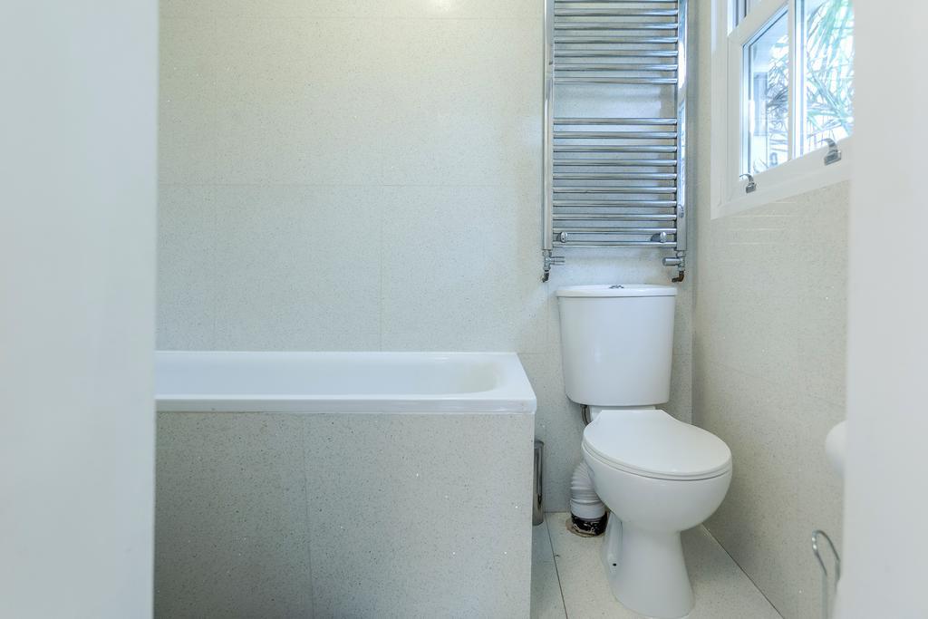 Watford General Suites מראה חיצוני תמונה
